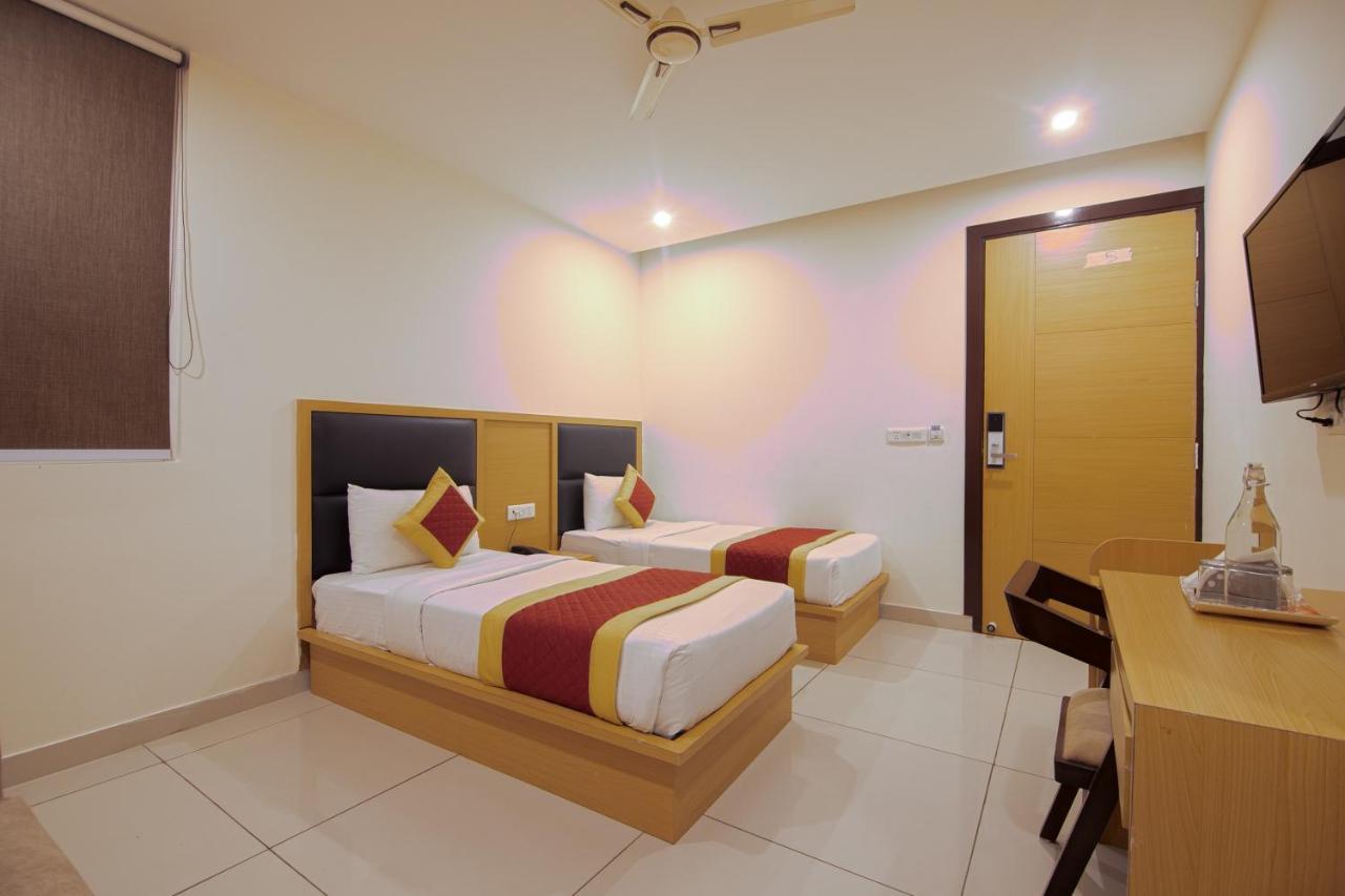 Hotel Del Inn By F9 Hotels - Near Igi Airport New Delhi Ngoại thất bức ảnh