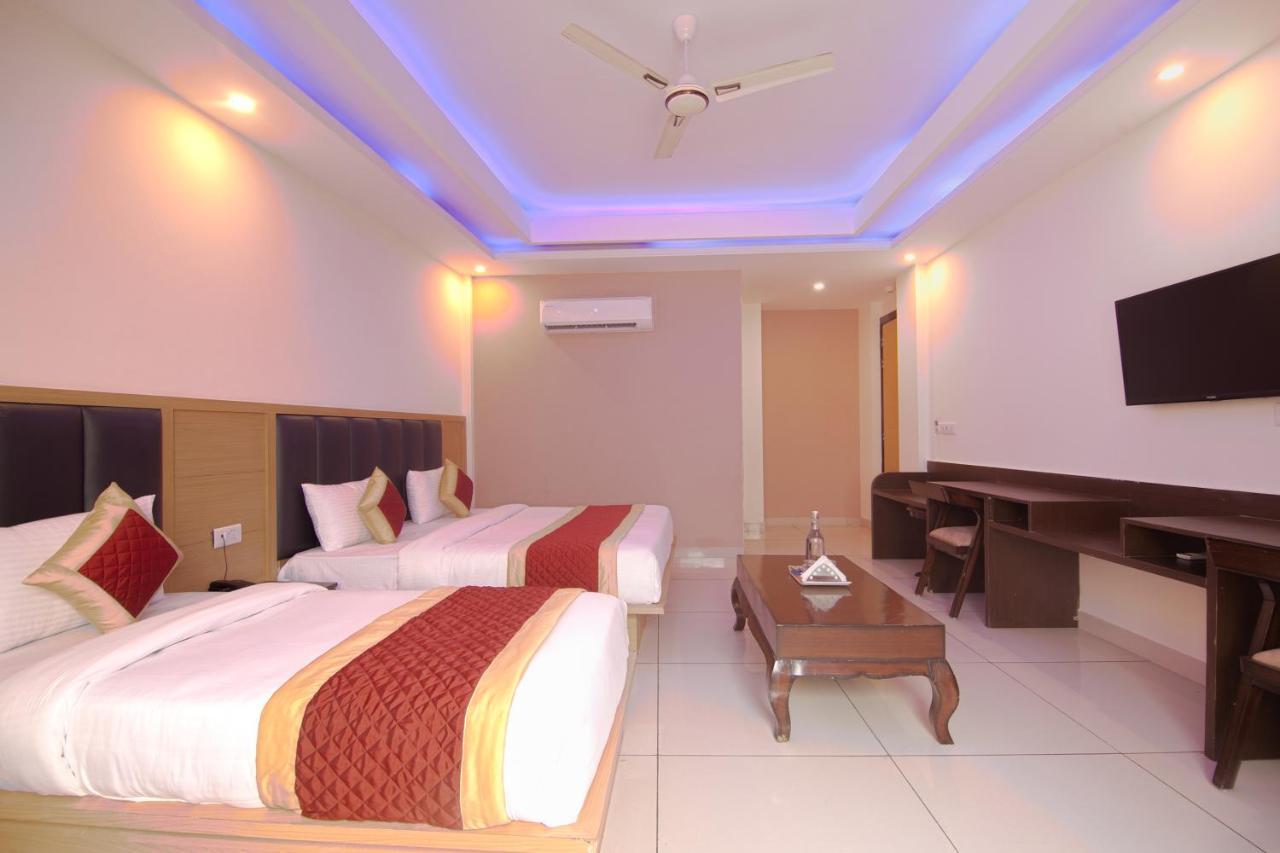 Hotel Del Inn By F9 Hotels - Near Igi Airport New Delhi Ngoại thất bức ảnh