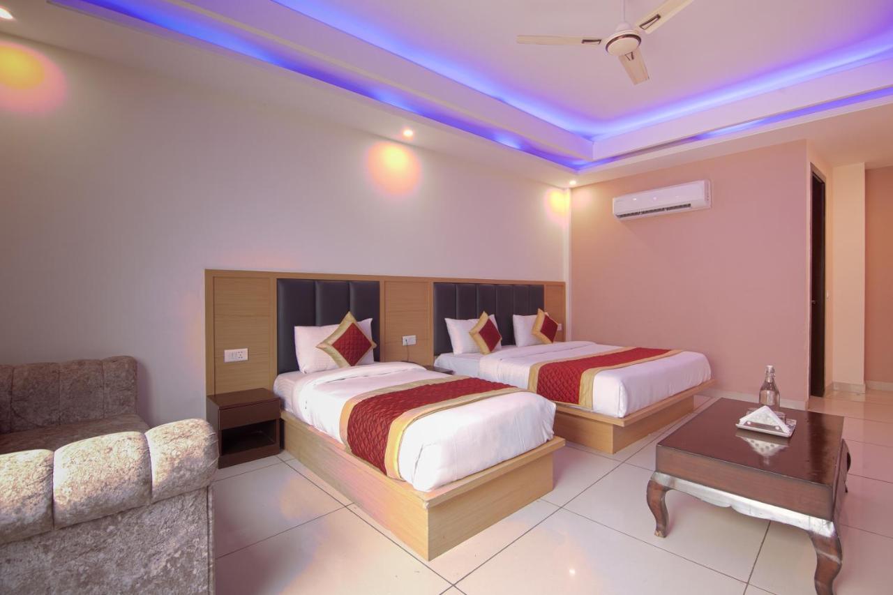 Hotel Del Inn By F9 Hotels - Near Igi Airport New Delhi Ngoại thất bức ảnh